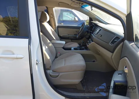 2015 Kia Sedona Lx из США, поврежденный, VIN KNDMB5C18F6061115